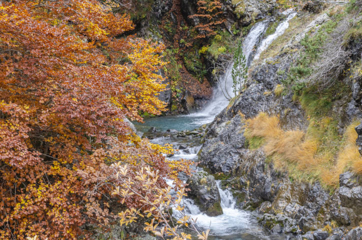 Huesca - valle de Ordiso 12 - cascada del rio Ordiso.jpg